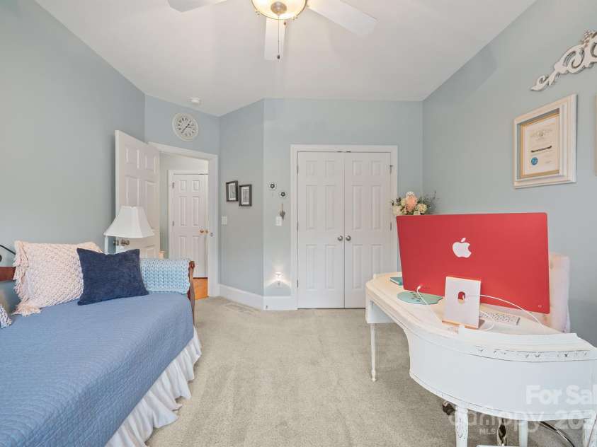 277 Glenwood Drive, Oakboro, NC 28129.  MLS# CAR4312178, YatesRealty ID 45923. 