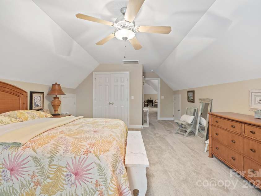 277 Glenwood Drive, Oakboro, NC 28129.  MLS# CAR4312178, YatesRealty ID 45923. 