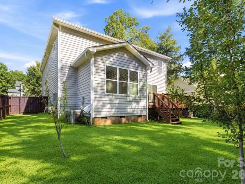 347 Windy Pine Drive, Clover, SC 29710.  MLS# CAR4412270, YatesRealty ID 45925. 
