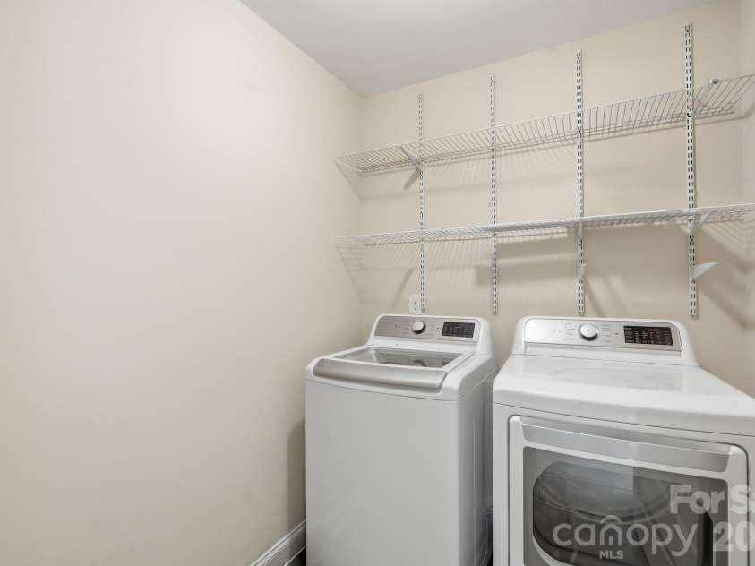 347 Windy Pine Drive, Clover, SC 29710.  MLS# CAR4412270, YatesRealty ID 45925. Laundry Room