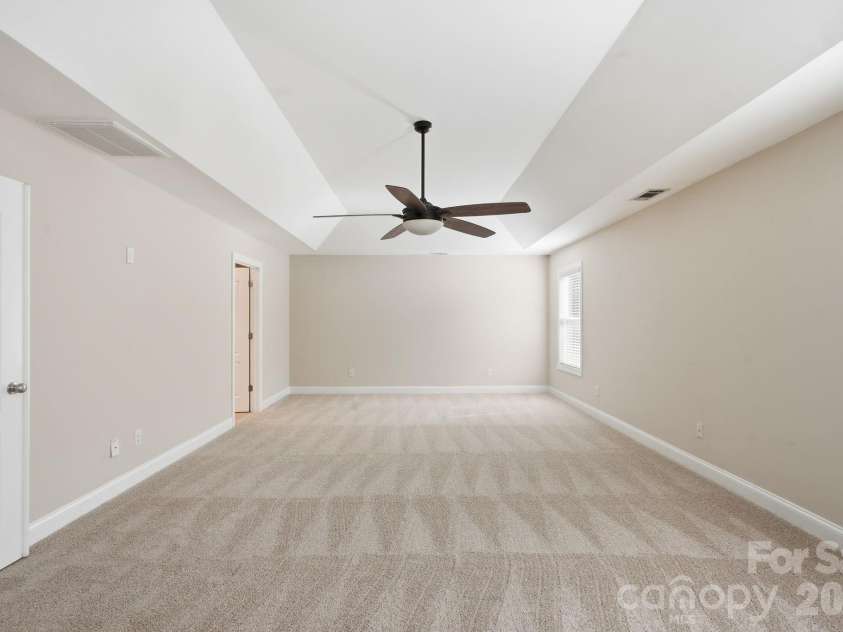 347 Windy Pine Drive, Clover, SC 29710.  MLS# CAR4412270, YatesRealty ID 45925. Massive Primary Bedroom