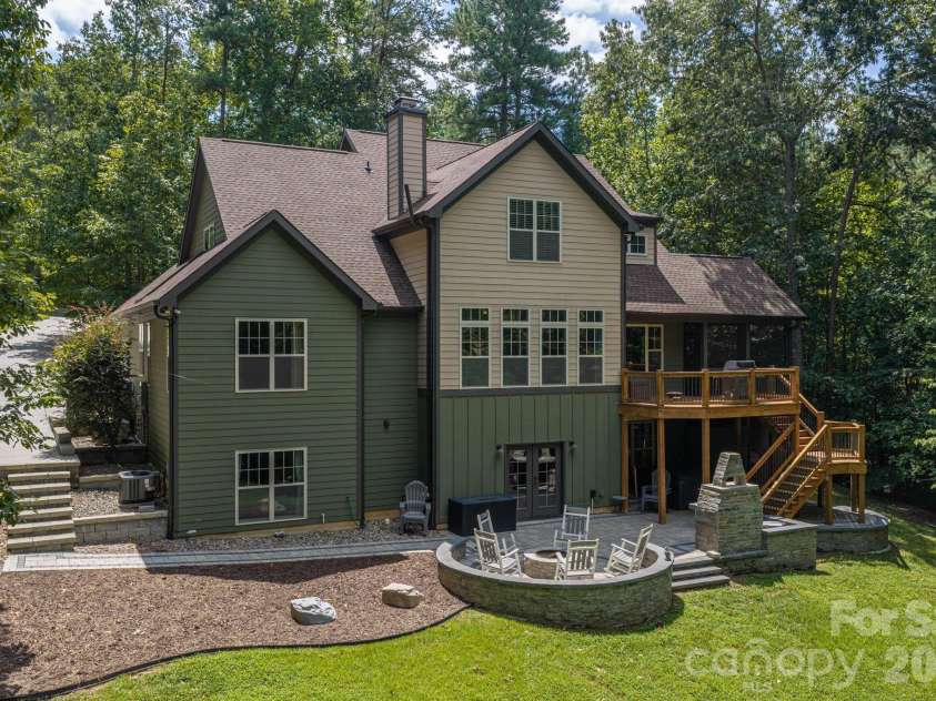 1903 Miners Creek Drive, Lincolnton, NC 28092.  MLS# CAR4415577, YatesRealty ID 45926. 
