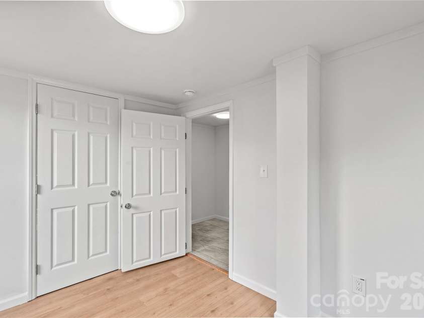 715 Central Avenue, Landis, NC 28088.  MLS# CAR4415339, YatesRealty ID 45927. 