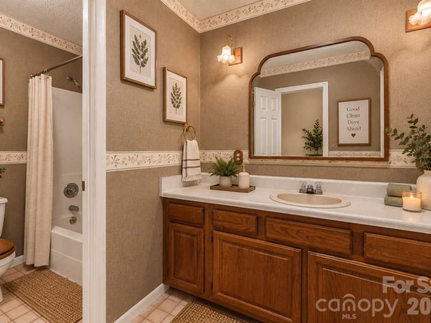 1575 Lincoln Road, York, SC 29745.  MLS# CAR4415125, YatesRealty ID 45928. VIRTULAL STAGING