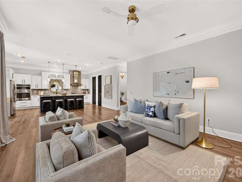 9517 Wheatfield Road, Charlotte, NC 28277.  MLS# CAR4415750, YatesRealty ID 45930. 