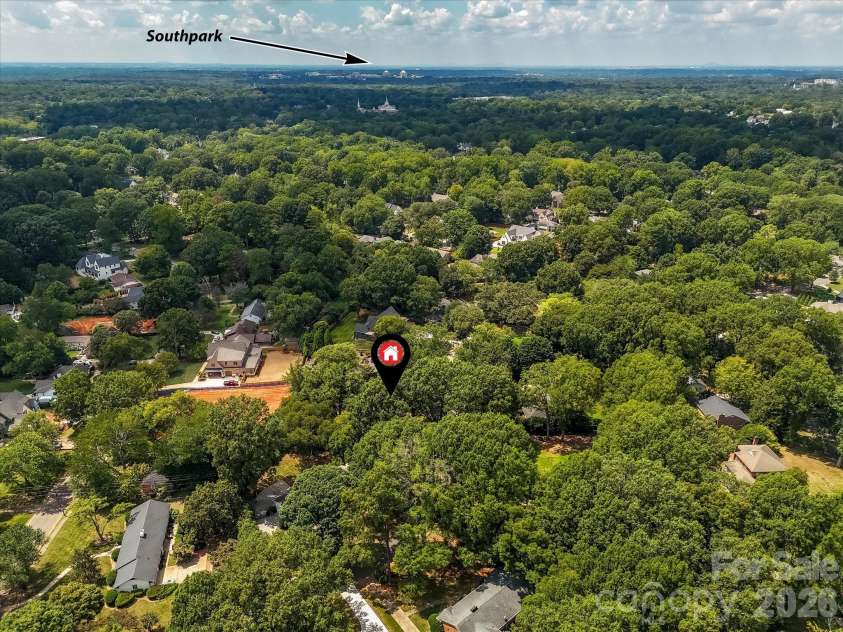 5535 Lansing Drive, Charlotte, NC 28270.  MLS# CAR4414037, YatesRealty ID 45931. 