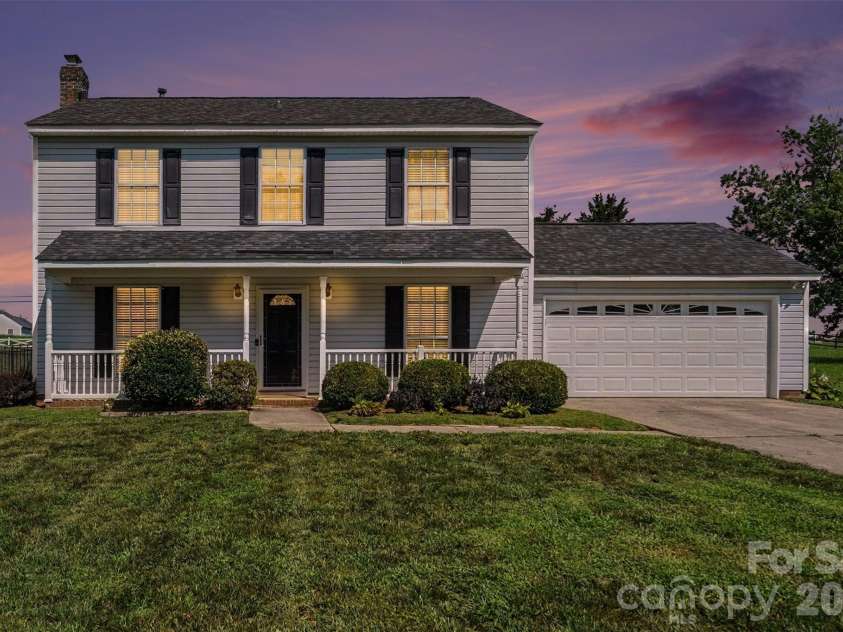 8512 Indian Summer Trail, Harrisburg, NC 28075.  MLS# CAR4414053, YatesRealty ID 45933. 