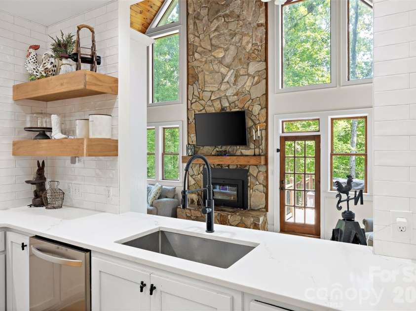 7105 Old Ridge Road, Waxhaw, NC 28173.  MLS# CAR4413323, YatesRealty ID 45938. 