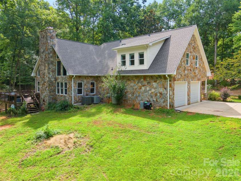 7105 Old Ridge Road, Waxhaw, NC 28173.  MLS# CAR4413323, YatesRealty ID 45938. 