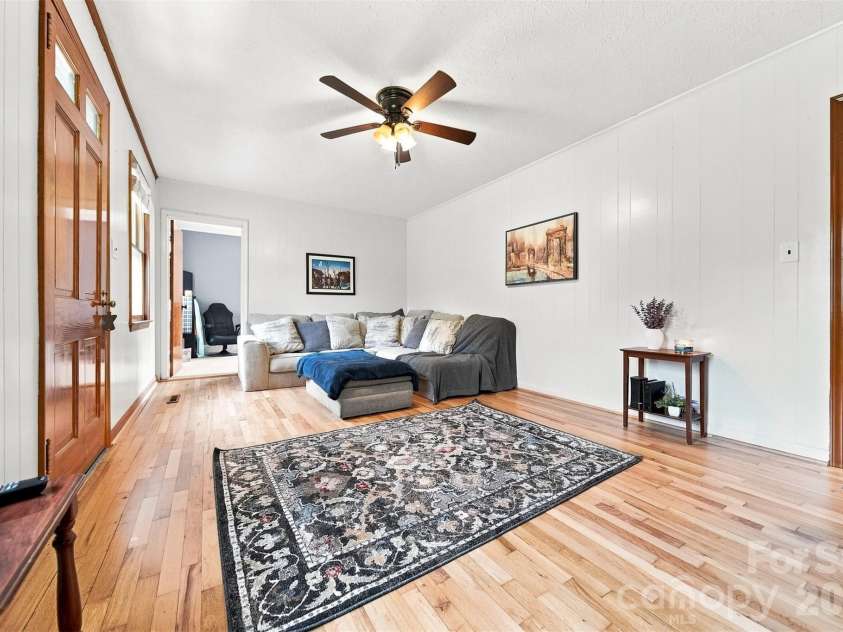 512 Garrou Avenue, Valdese, NC 28690.  MLS# CAR4414667, YatesRealty ID 45939. 