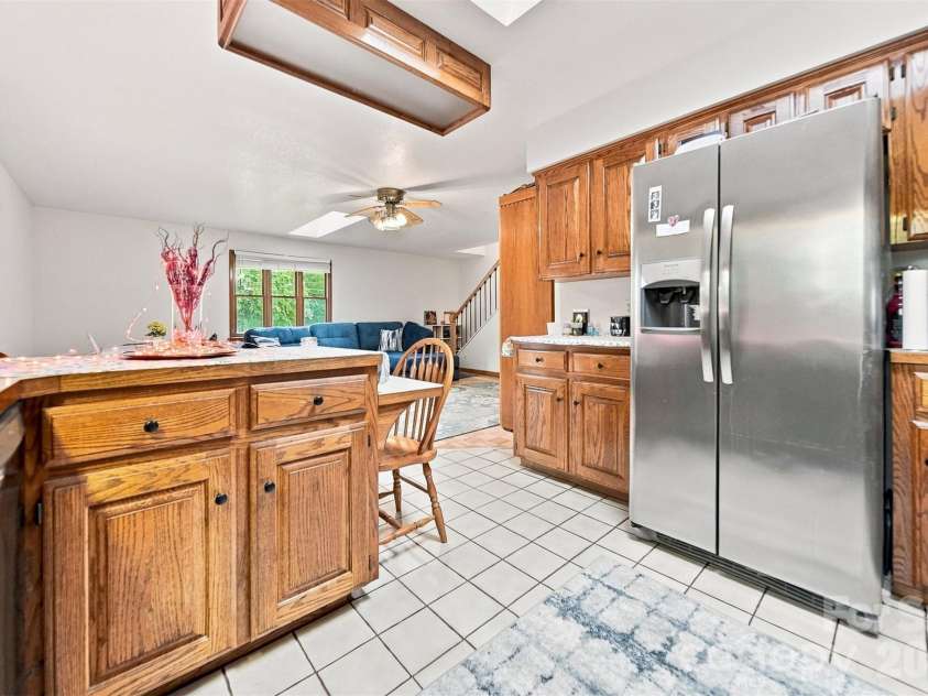 512 Garrou Avenue, Valdese, NC 28690.  MLS# CAR4414667, YatesRealty ID 45939. 