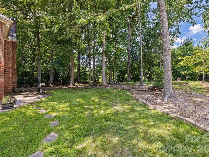 215 Ballard Court, Fort Mill, SC 29715.  MLS# CAR4355467, YatesRealty ID 4594. 
