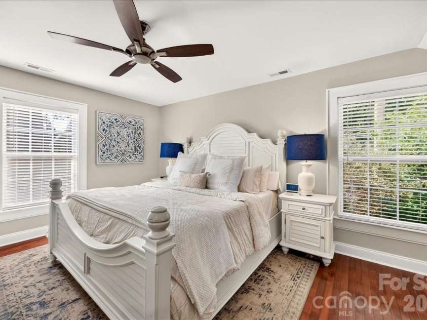1717 Nassau Boulevard, Charlotte, NC 28205.  MLS# CAR4415580, YatesRealty ID 45940. Primary Bedroom