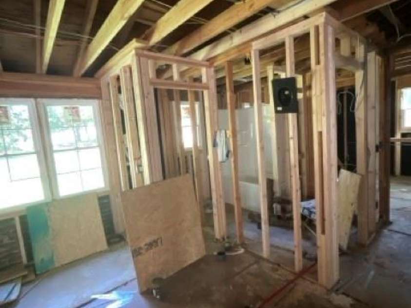 3223 Shadow Lane, Great Falls, SC 29055.  MLS# CAR4416927, YatesRealty ID 45941. 