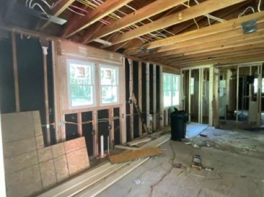 3223 Shadow Lane, Great Falls, SC 29055.  MLS# CAR4416927, YatesRealty ID 45941. 