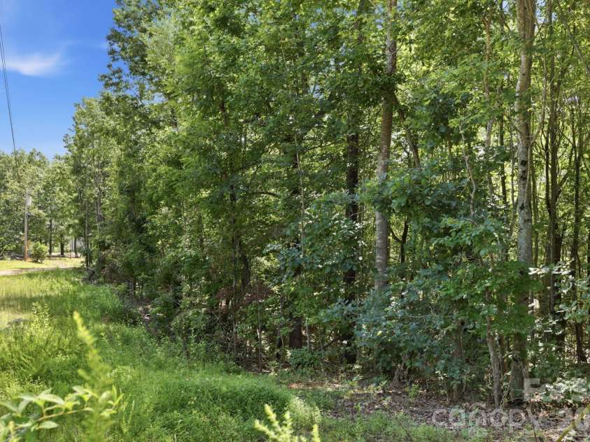 464 Mason Road, Ellenboro, NC 28040.  MLS# CAR4413857, YatesRealty ID 45942. 