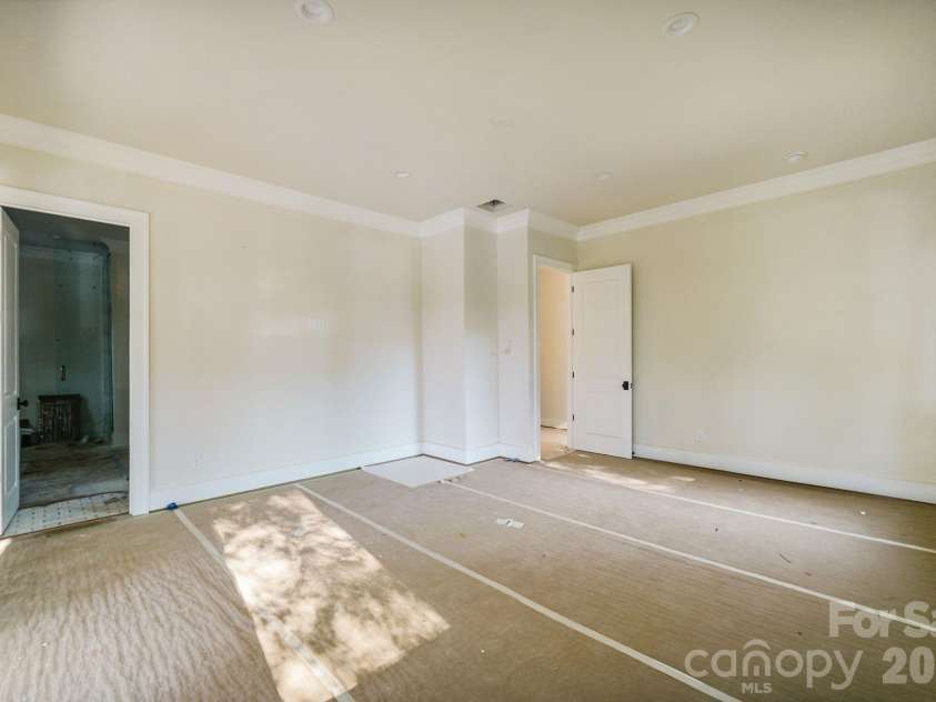 21216 Rio Oro Drive, Cornelius, NC 28031.  MLS# CAR4416878, YatesRealty ID 45943. 