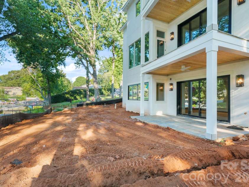 21216 Rio Oro Drive, Cornelius, NC 28031.  MLS# CAR4416878, YatesRealty ID 45943. 