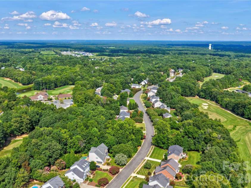 10823 Persimmon Creek Drive, Charlotte, NC 28227.  MLS# CAR4413690, YatesRealty ID 45944. 