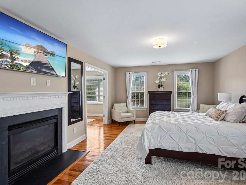 10823 Persimmon Creek Drive, Charlotte, NC 28227.  MLS# CAR4413690, YatesRealty ID 45944. Primary