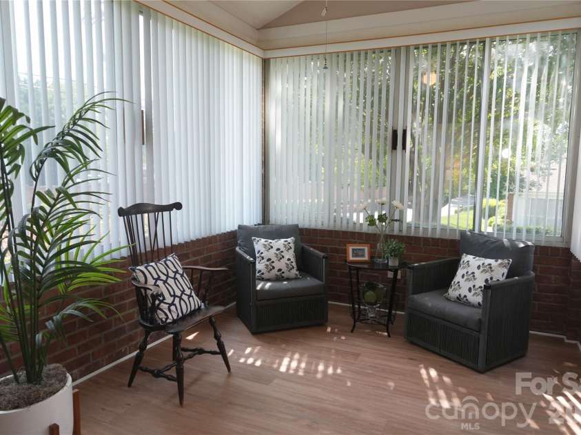 9920 Park Willow Drive, Charlotte, NC 28210.  MLS# CAR4414642, YatesRealty ID 45945. 