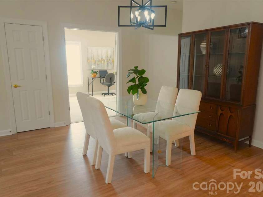 9920 Park Willow Drive, Charlotte, NC 28210.  MLS# CAR4414642, YatesRealty ID 45945. 