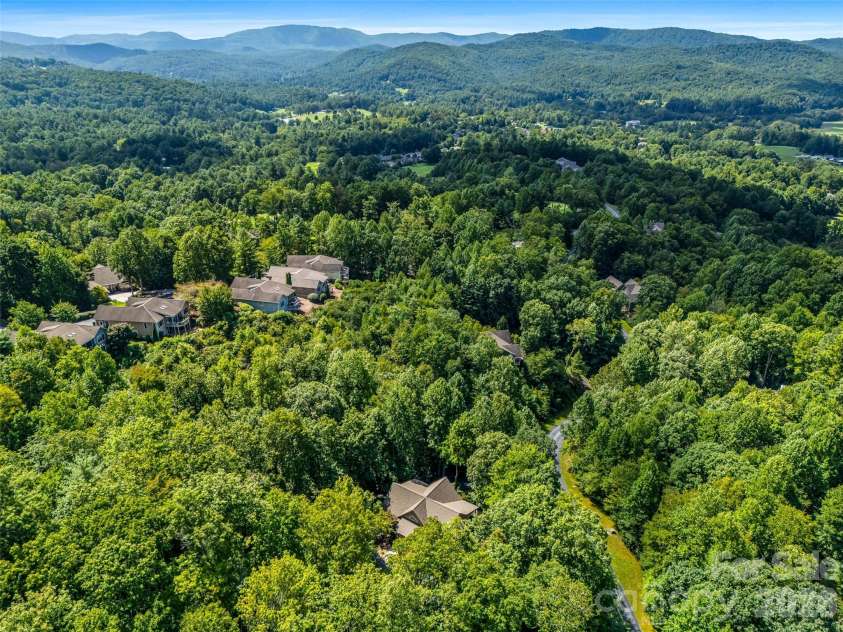 38 Mountain Crest Drive, Hendersonville, NC 28739.  MLS# CAR4416620, YatesRealty ID 45946. 