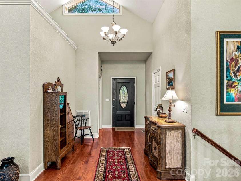 38 Mountain Crest Drive, Hendersonville, NC 28739.  MLS# CAR4416620, YatesRealty ID 45946. 