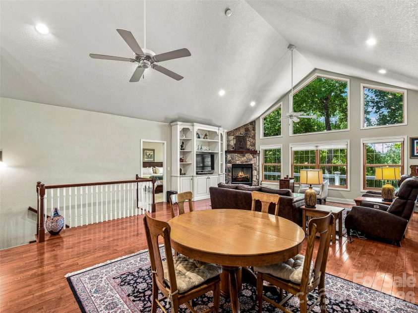 38 Mountain Crest Drive, Hendersonville, NC 28739.  MLS# CAR4416620, YatesRealty ID 45946. 