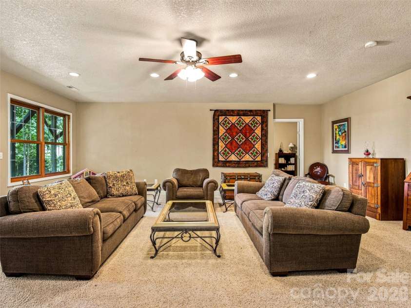 38 Mountain Crest Drive, Hendersonville, NC 28739.  MLS# CAR4416620, YatesRealty ID 45946. 