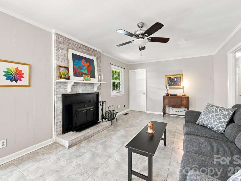 13128 Blacksmith Court, Matthews, NC 28105.  MLS# CAR4409935, YatesRealty ID 45947. 
