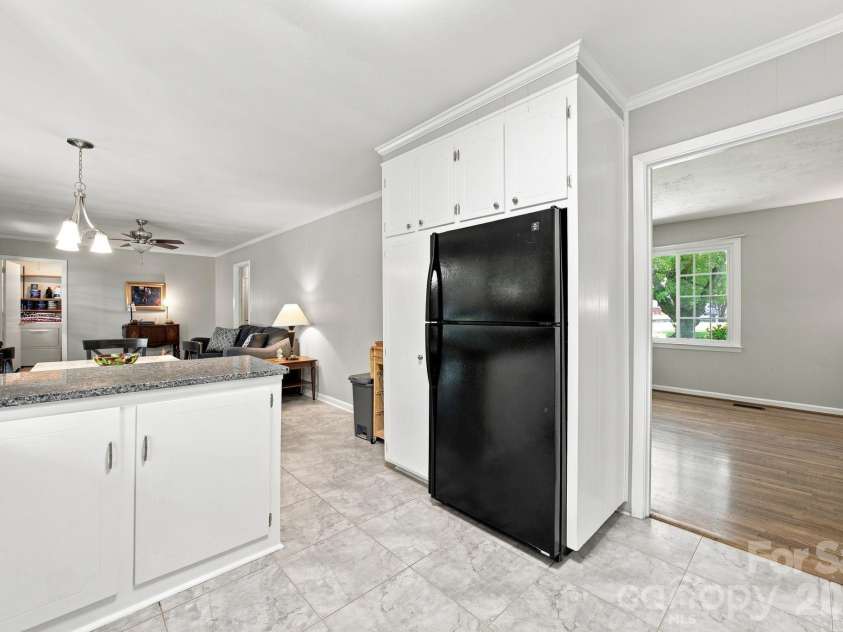 13128 Blacksmith Court, Matthews, NC 28105.  MLS# CAR4409935, YatesRealty ID 45947. 