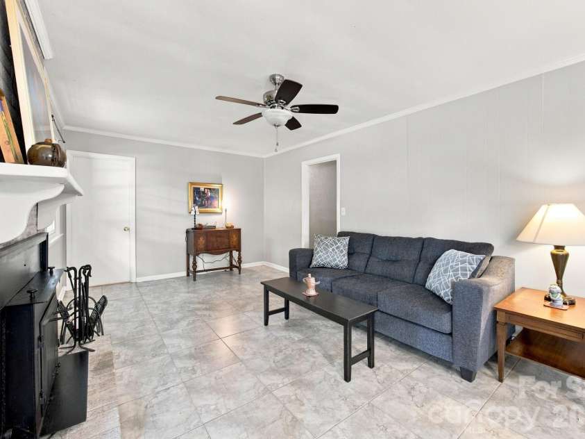 13128 Blacksmith Court, Matthews, NC 28105.  MLS# CAR4409935, YatesRealty ID 45947. 