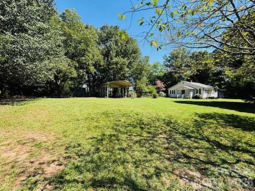 257 Maryland Drive, Forest City, NC 28043.  MLS# CAR4390677, YatesRealty ID 45950. 