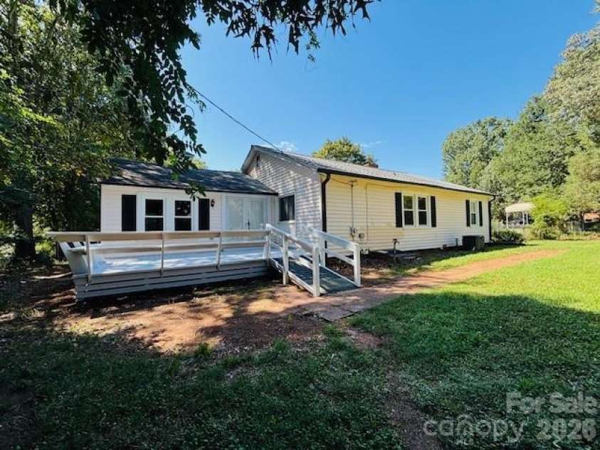257 Maryland Drive, Forest City, NC 28043.  MLS# CAR4390677, YatesRealty ID 45950. 