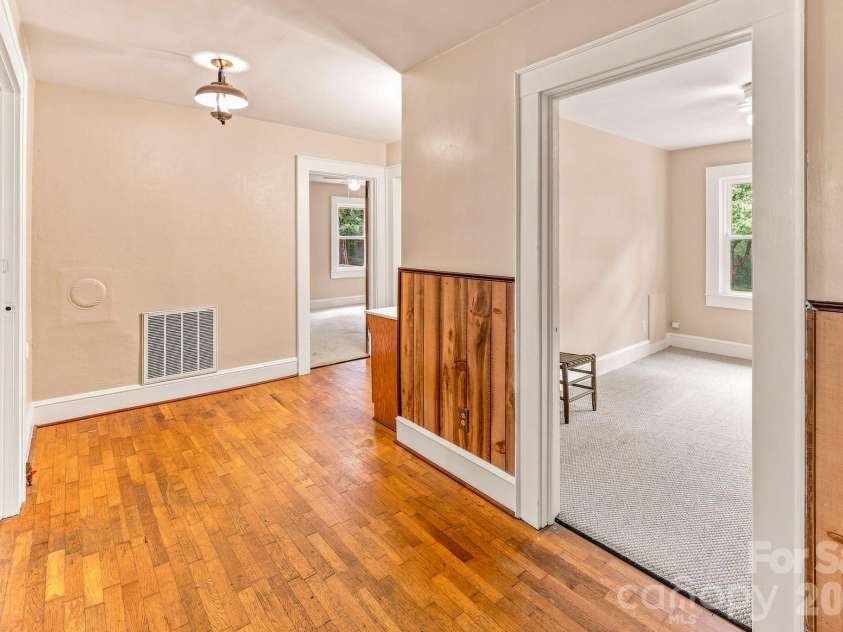 257 Maryland Drive, Forest City, NC 28043.  MLS# CAR4390677, YatesRealty ID 45950. Flex Space