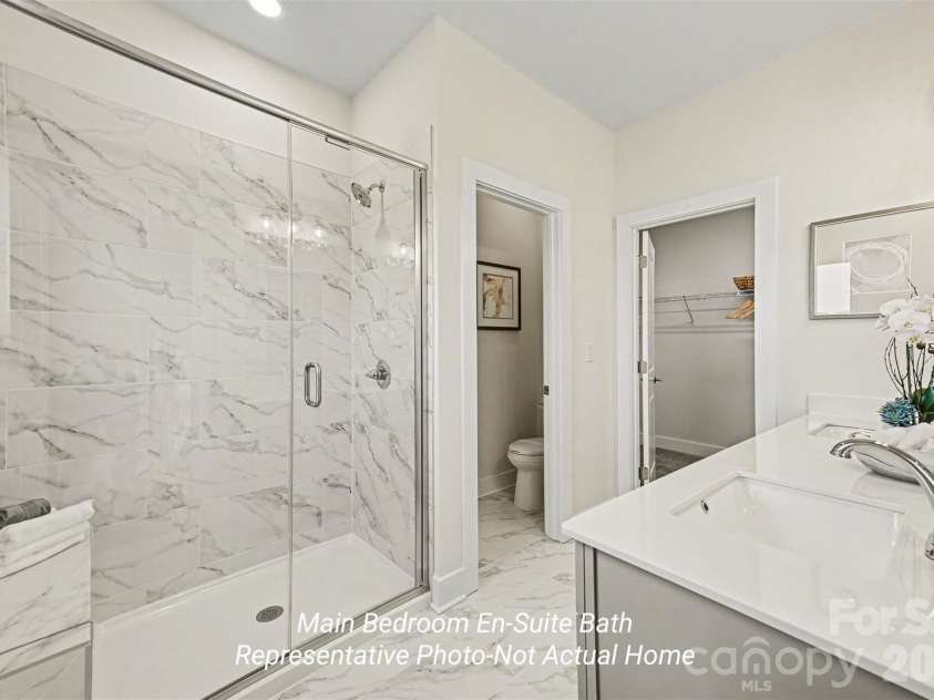 2720 Respite Lane, Charlotte, NC 28273.  MLS# CAR4405441, YatesRealty ID 45954. 