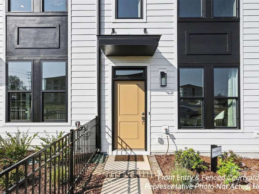 3530 Faithful Lane, Charlotte, NC 28273.  MLS# CAR4414010, YatesRealty ID 45955. 