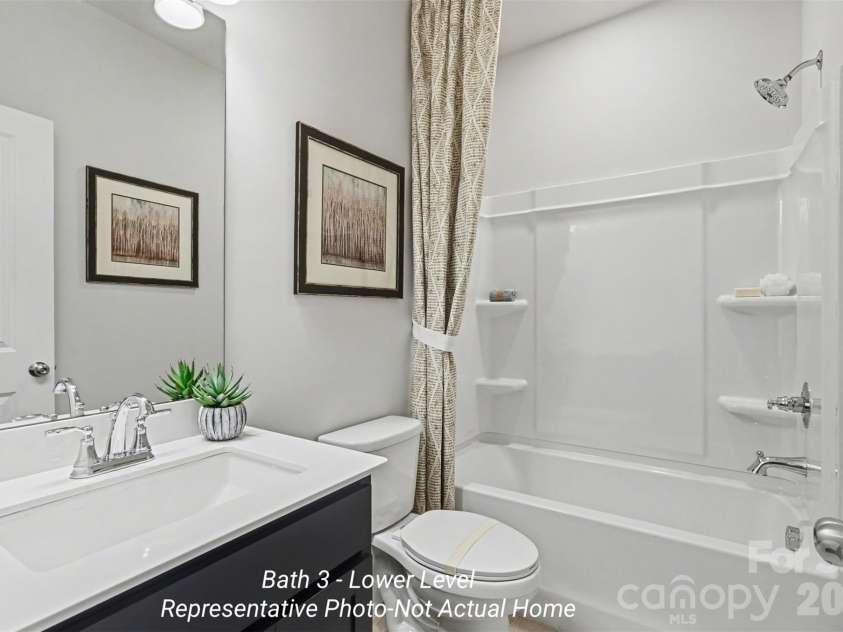 3530 Faithful Lane, Charlotte, NC 28273.  MLS# CAR4414010, YatesRealty ID 45955. 
