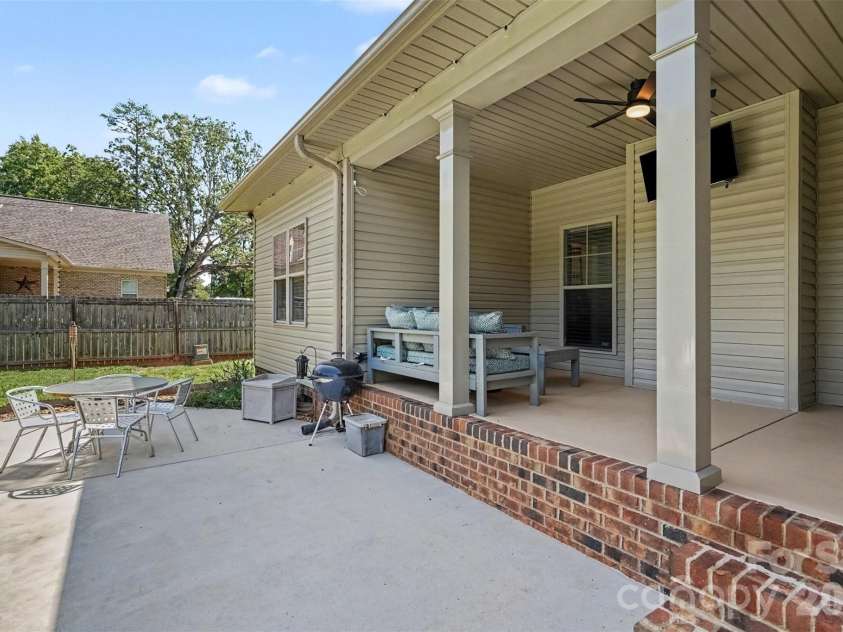 1319 Baucom Road, Monroe, NC 28110.  MLS# CAR4416661, YatesRealty ID 45956. 