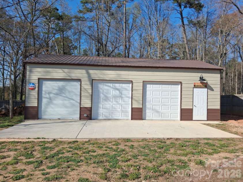 1319 Baucom Road, Monroe, NC 28110.  MLS# CAR4416661, YatesRealty ID 45956. 