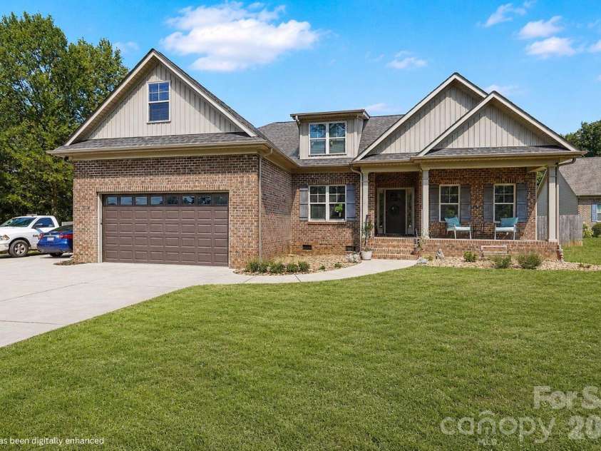 1319 Baucom Road, Monroe, NC 28110.  MLS# CAR4416661, YatesRealty ID 45956. 