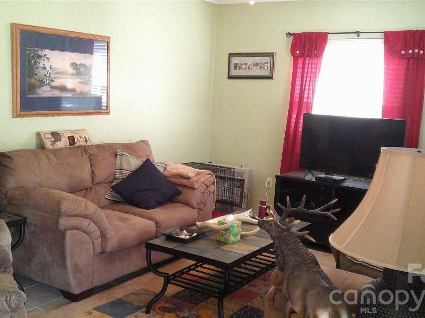 41 Shirdash Drive, Maggie Valley, NC 28751.  MLS# CAR4345252, YatesRealty ID 4596. 