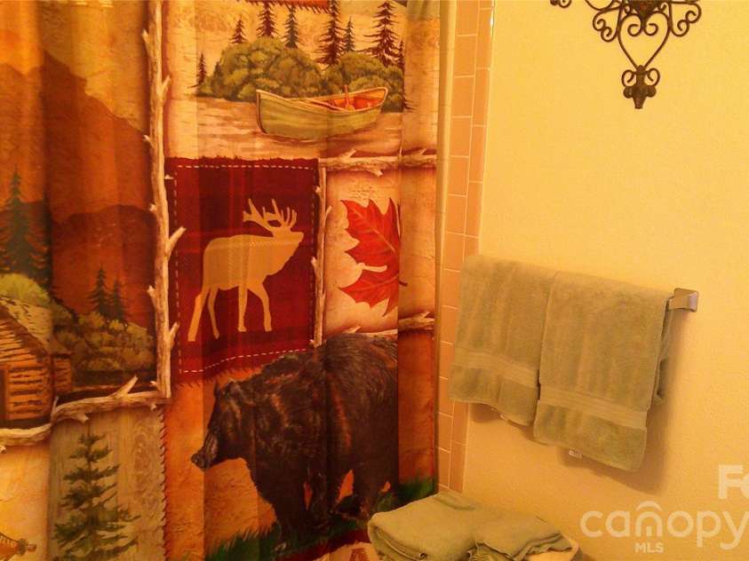 41 Shirdash Drive, Maggie Valley, NC 28751.  MLS# CAR4345252, YatesRealty ID 4596. 