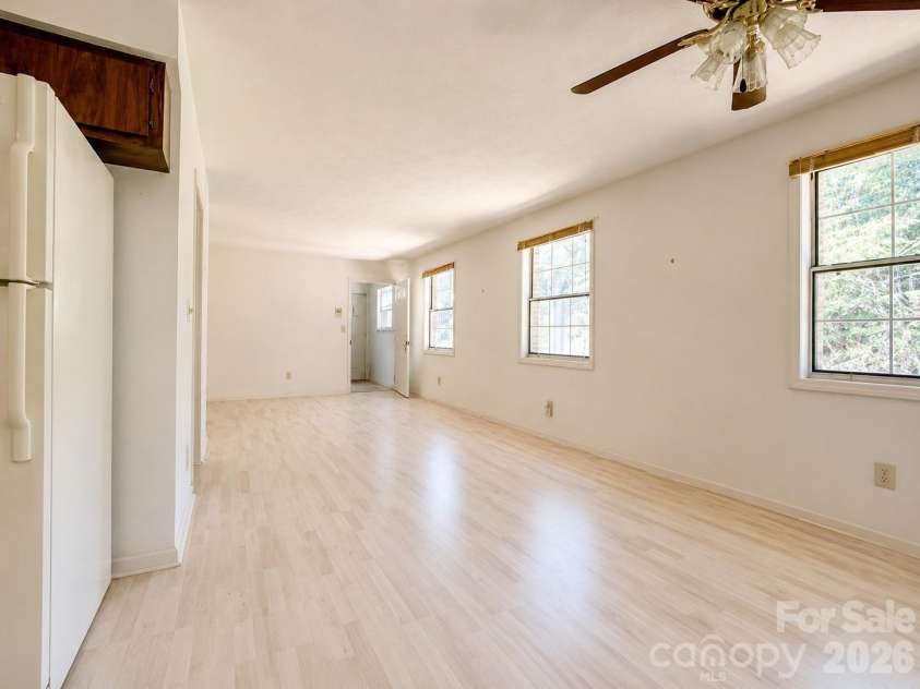 116 Falling Waters Road, Hendersonville, NC 28792.  MLS# CAR4416579, YatesRealty ID 45962. 