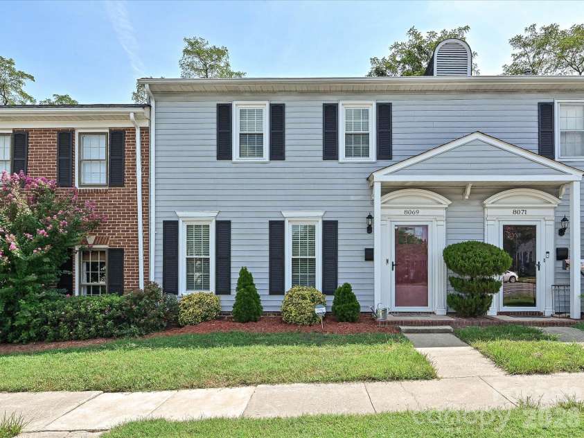 8069 Regent Park Lane, Charlotte, NC 28210.  MLS# CAR4415481, YatesRealty ID 45964. 