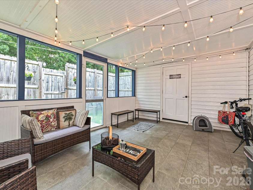 8069 Regent Park Lane, Charlotte, NC 28210.  MLS# CAR4415481, YatesRealty ID 45964. 