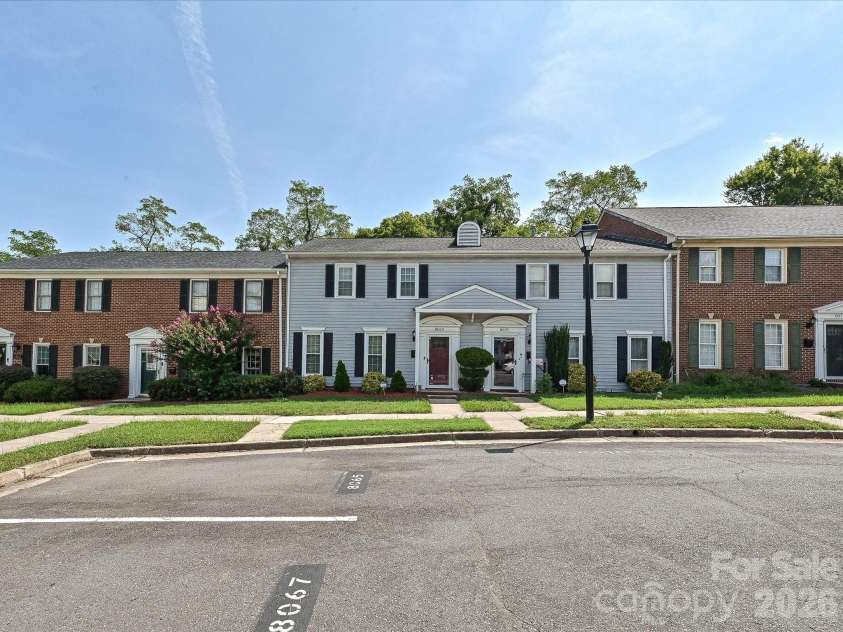 8069 Regent Park Lane, Charlotte, NC 28210.  MLS# CAR4415481, YatesRealty ID 45964. 