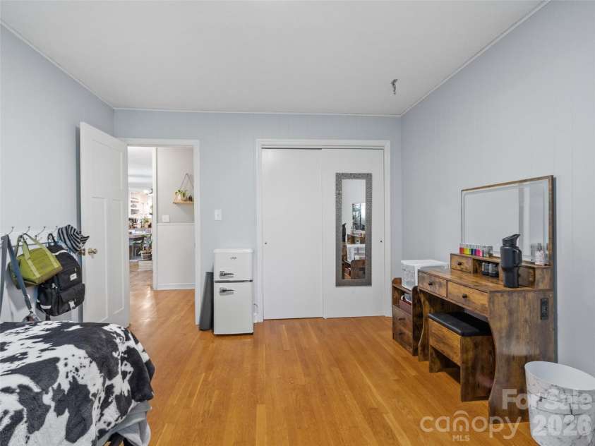 38 Crowell Road, Asheville, NC 28806.  MLS# CAR4415975, YatesRealty ID 45965. 