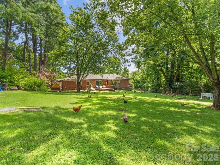 38 Crowell Road, Asheville, NC 28806.  MLS# CAR4415975, YatesRealty ID 45965. 